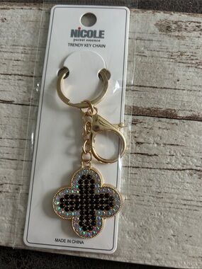 5/$25 Nicole Gold-Tone Clover Keychain with Black and Iridescent Stones